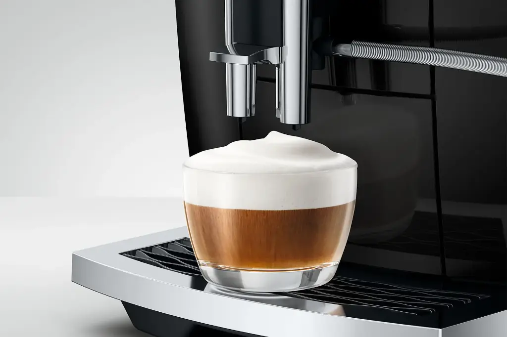 Jura E6 Piano Black ED 3.webp